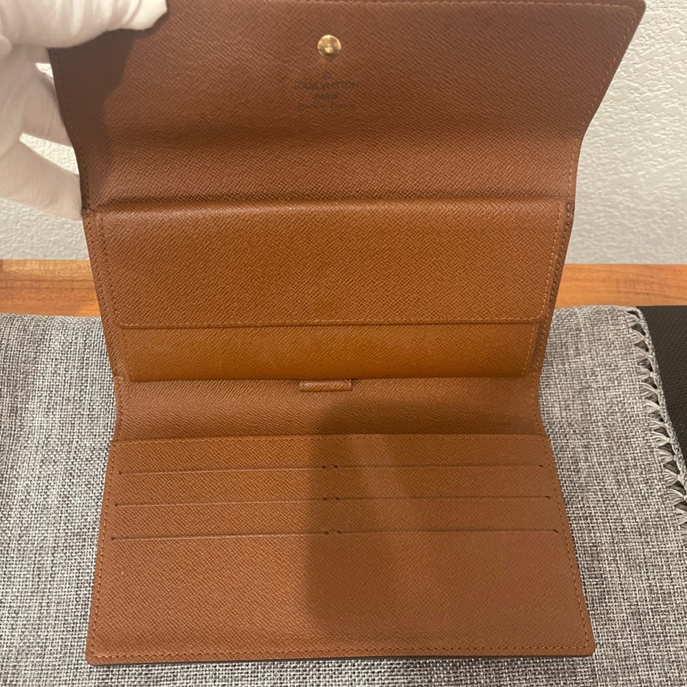 24. Louis Vuitton Porte Tresor International Wallet Monogram Canvas - Picture 8 of 9
